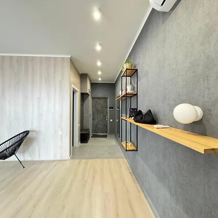 Pedagogichna Amazing Penthouse Apartment Odesa