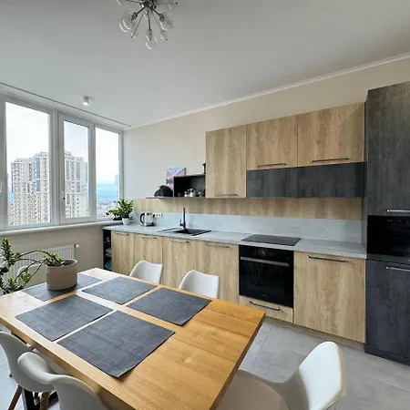 Pedagogichna Amazing Penthouse Apartment *
